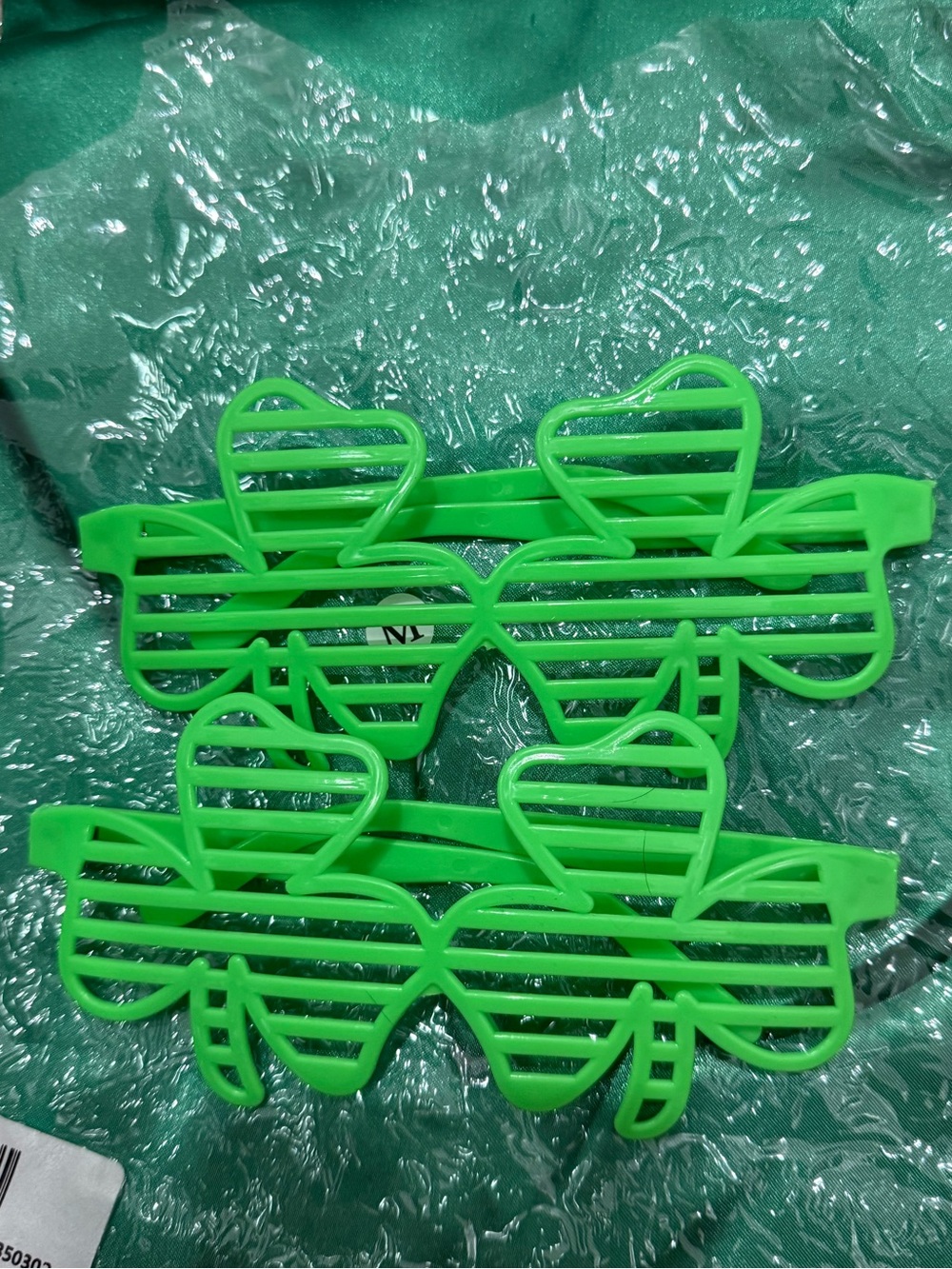 Kiss Neon Green Shamrock Heart Shutter Sunglasses